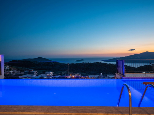  gece  -  Kasım
  | Kalkan Kördere'de Muhafazakar Aileler İçin Özel Havuzlu Villa